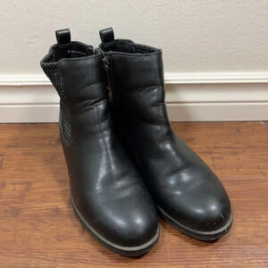 Blondo Black Leather  Waterproof Ankle Boots